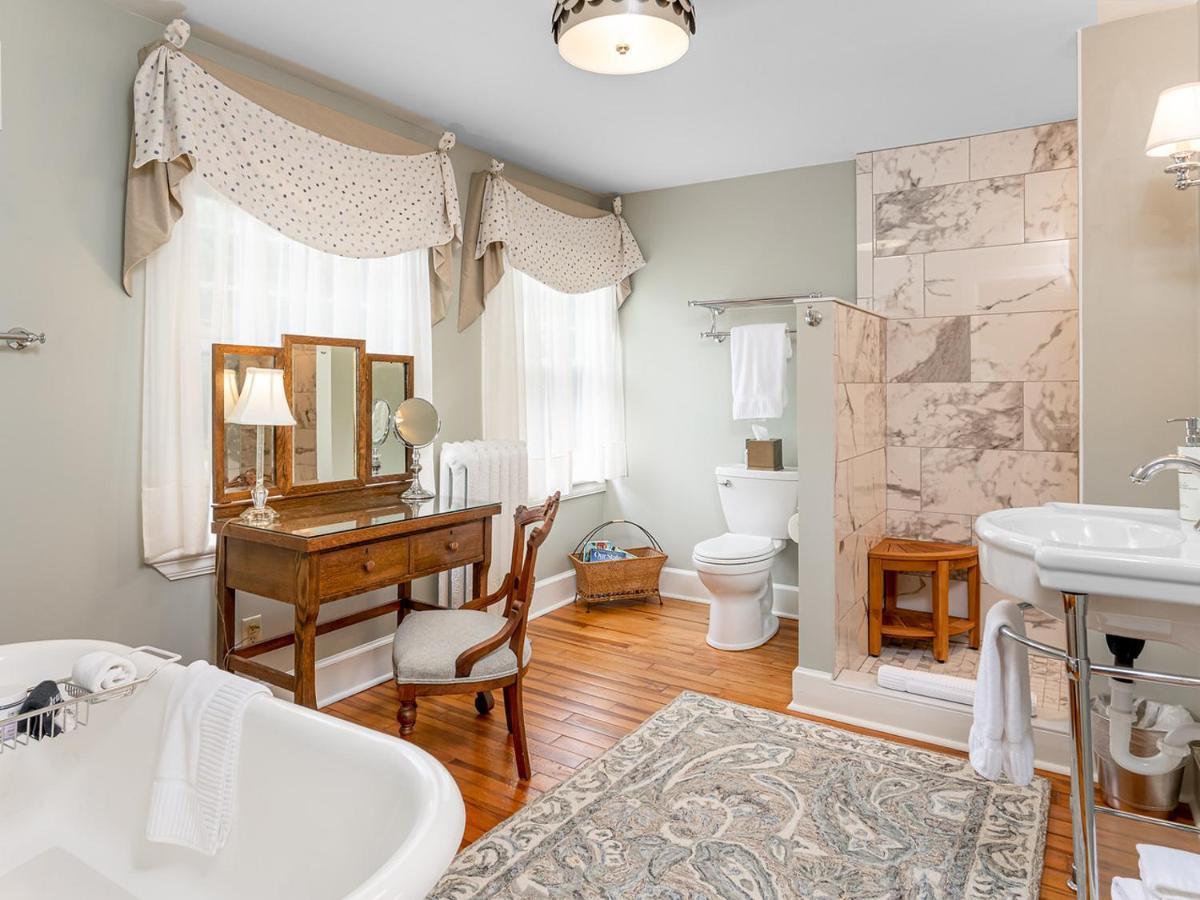Pinecrest Bed & Breakfast Asheville Kültér fotó