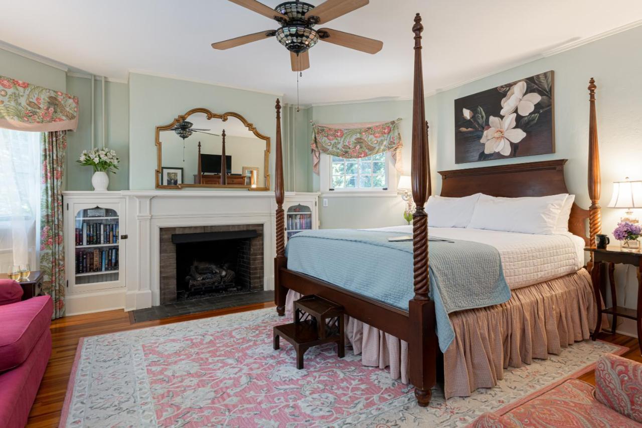 Pinecrest Bed & Breakfast Asheville Kültér fotó